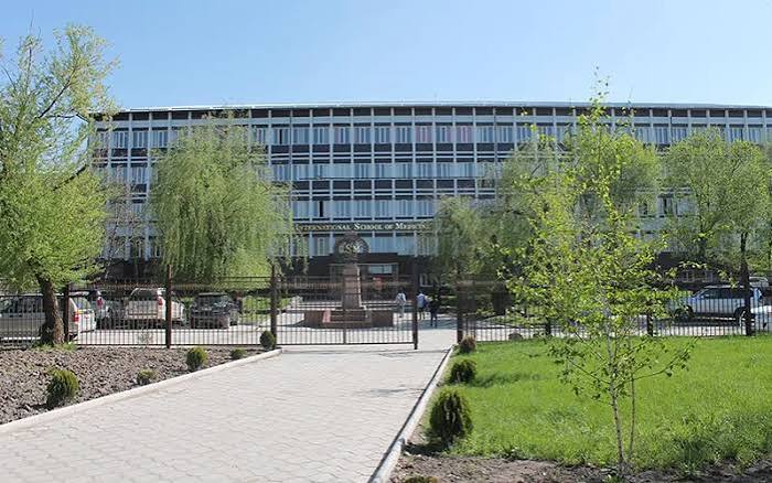 International School of Medicine (ISM)